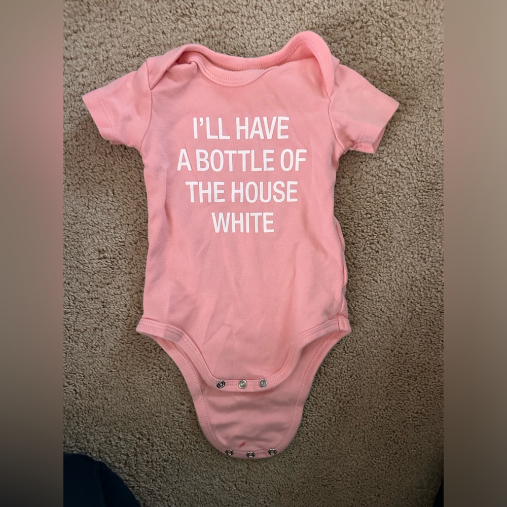Onesie 3-6 months